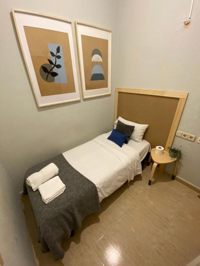Center Madrid Habitaciones Luaran gambar