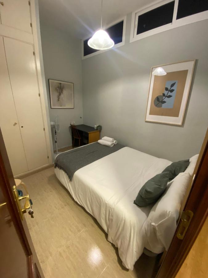 Center Madrid Habitaciones Luaran gambar