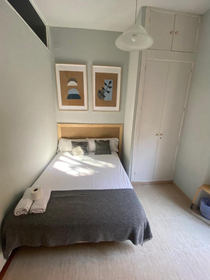 Center Madrid Habitaciones Luaran gambar