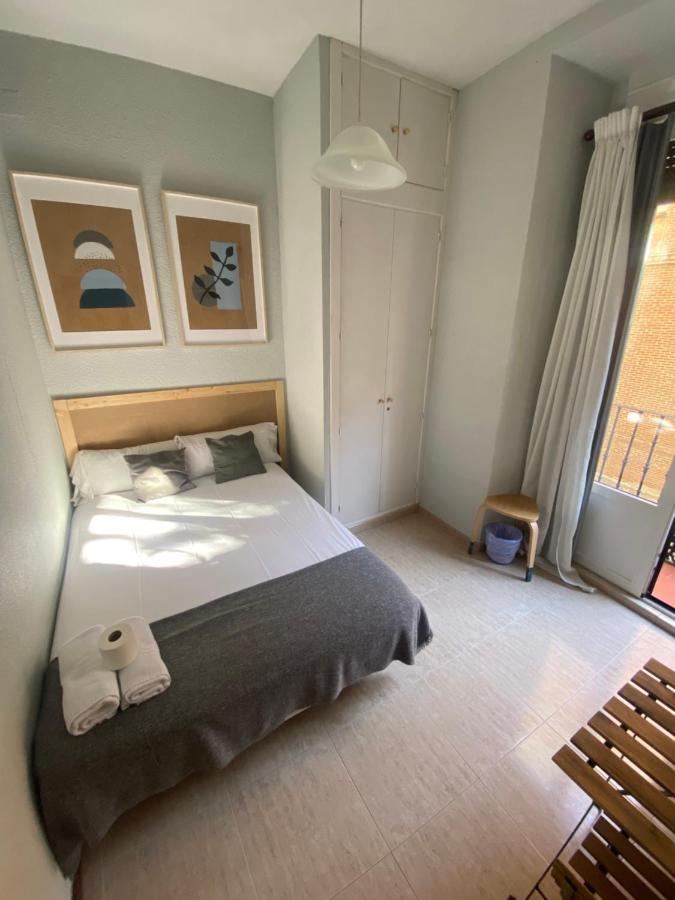 Center Madrid Habitaciones Luaran gambar